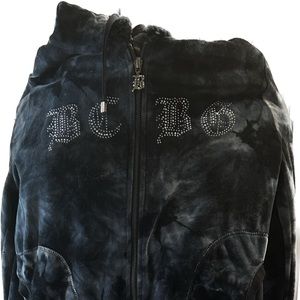 BCBG tie dye jogging suit with for rimmed hood.